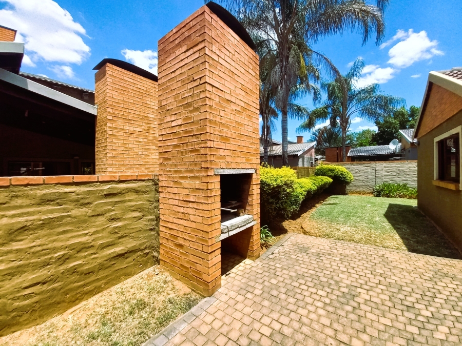 3 Bedroom Property for Sale in Waterval East North West
